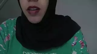 مشهد دياثة إكس إكس إكس: زوجة عربية تأخذ قضيبًا كبيرًا