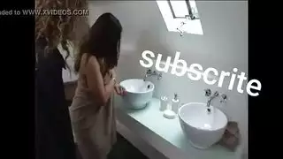 السباك الأمريكي ينيك الحامل المشتهية في المطبخ