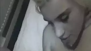تفحيط عميق لمؤخرات محجبات