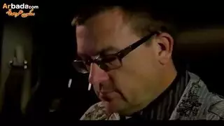 تخرج من الحمام وتدخن وينك الزنجي
