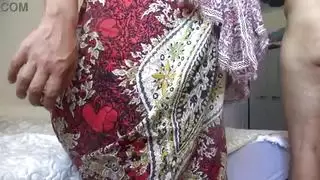 ‎فتاة عمرها 18 سنة تسمح للمعجبين بممارسة الجنس بدون واقي والقذف داخلها