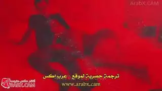 شرطي ينقذ فتات مقابل نيها