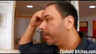 كلاسيك نيك بين الفخذين: حركة الأرجل الضيقة