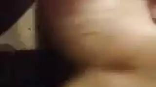 جنس مثلي تحت تأثير الكحول: جماع فموي عميق وقذف