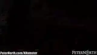 حصان قذف المني الجنس مع نساء هائجات