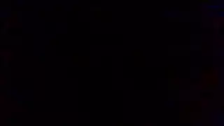 رجل يلحس زبو في الحملم
