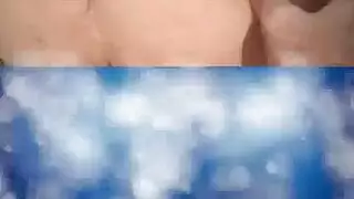 يحتاج الرجل الأكبر سنا قرنية إلى اللعنة جيدة للاسترخاء لأن بوسها يحتاج إلى راض بشكل صحيح