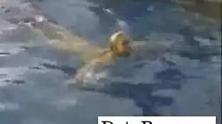 مثلية ثلاثية قاسية مع رجال ملثمين يمارسون الجنس مع شابين