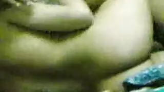 ولد ينيك جده هو وصاحبهrz4eh3qt1gdo