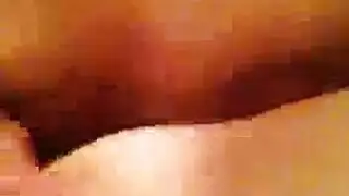مواجهة قضيب عملاق: مقارنة بين ديكين ضخمين