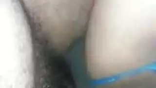 لحس الكوس عنيف