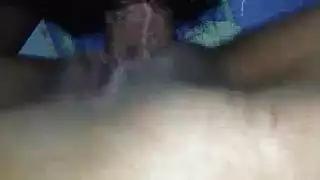 زوجي يصورني ألمس نفسي ثم ينيكني حتى هزة جماع شديدة