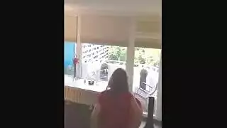 فتاة مصرية مثيرة ترقص عارية على يخت