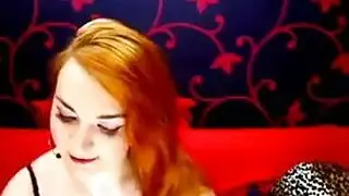 زباب قاسية تنفجر بقذف لزج