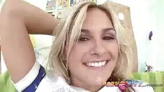 الشقراء دائما تمارس الجنس معك