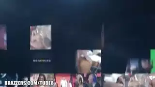 ستة أعضاء تملأ كل فتحاتها