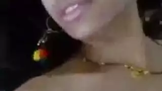 مثير الهندي المدلك المحاريث على لها العملاء المتشددين