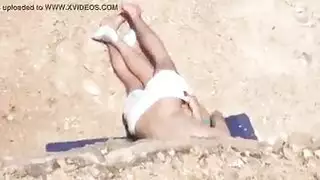 شاهد كارينا كابور تمارس جنس عنيف في فيلم بورن