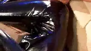 قذف فرج مبلل في فيلم إباحي مكشوف