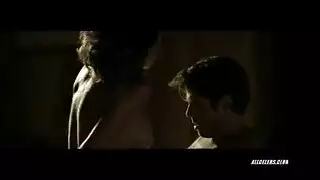 رجل و زوجته بغرفة النوم