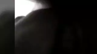 يقذف في كس على الواقف