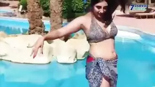 بنت مصريه مربربه ترقص لعشيقها