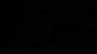 يهمامها معاملة الكلب