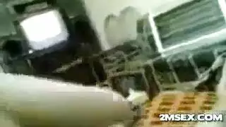 جمال عربي عاري بثديين ممتلئين ترضي رجلها بجنس مكثف