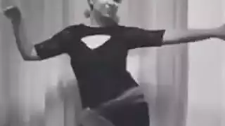 شايفه حاله
