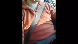 سكس سيارات عربي ونيكة في السيارة على الطريق