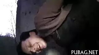 انطلاقة من ماضي الأفلام الإباحية: جماعات جنسية بدقة منخفضة