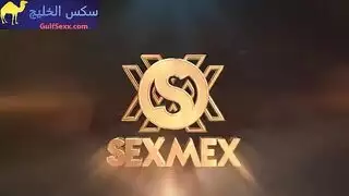 خيال إباحي: تحويل الأم المتدينة إلى مكان لتلقي السائل المنوي