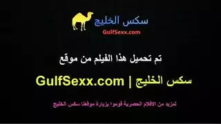 عاهرة ناضجة شهوانية تطلب جنسًا عنيفًا كهدية تخرجها