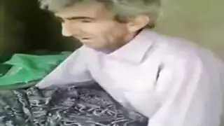كاد يُكتشف: خيال ثلاثي مخادع مع الأب وحبيبة الابن