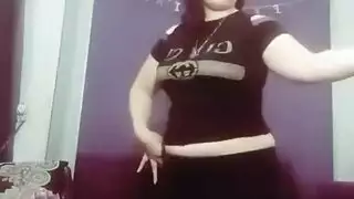 رقص عاهرة عربية ماهر يتحول إلى جنس شرجي عنيف