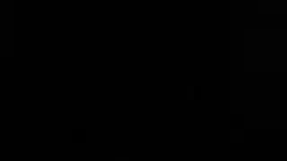 ملكة المؤخرة تتوسل للعب أصابع قاس