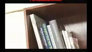 استمتاع ذاتي ثم دسار كبير في مهبلها