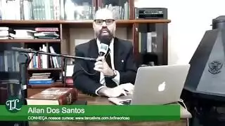 الرجل الاصلع القوي