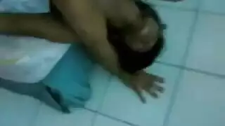 أُمسك به ابن استخدم نقودي لمواقع إباحية متميزة