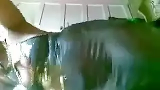 رومنسية ببدله النوم