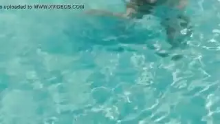 الأم المصرية ايناس في المايوه مع إيلاج مزدوج