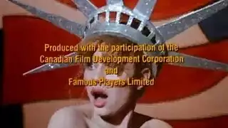 أمهات أجنبيات في مشاهد صريحة