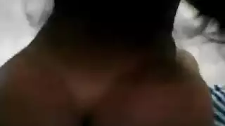 مراهقة يابانية صغيرة في جنس جماعي قاس