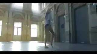 كرة القدم مثقوب الهرة مقدمة