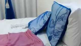 مراهقات عربيات ساخنات تمارسن الجنس بقوة في عرض ويب كام