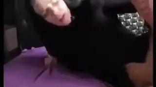الجارة المحجبة تأخذ قضيب مصري كبير في العيادة