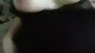 نيك فتاة وهي واقفة من الامام
