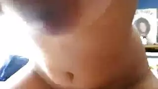 زوجان هنديان شغوفان في فيلم إباحي صريح وقاس