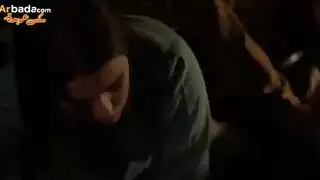 الاخت تطلع عري