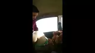 بهلواني في السيرك مص سيارة نقل